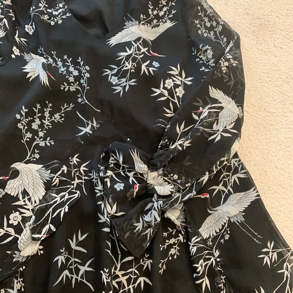 Black dress with crane and plum blossom pattern, S - Picture 3 of 4